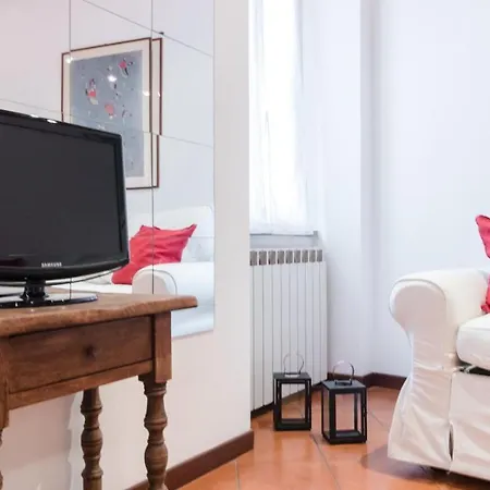 Italianway - Corso Garibaldi 55 Studio *