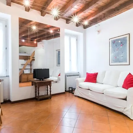 Italianway - Corso Garibaldi 55 Studio *