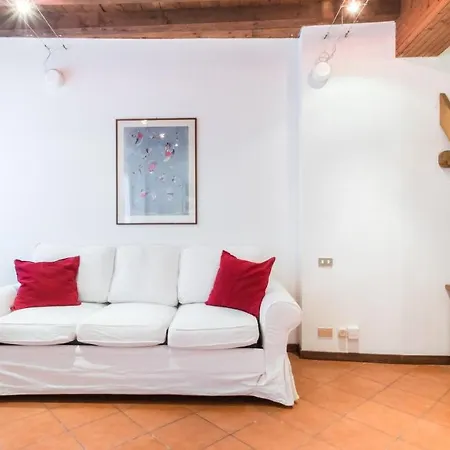 Italianway - Corso Garibaldi 55 Studio